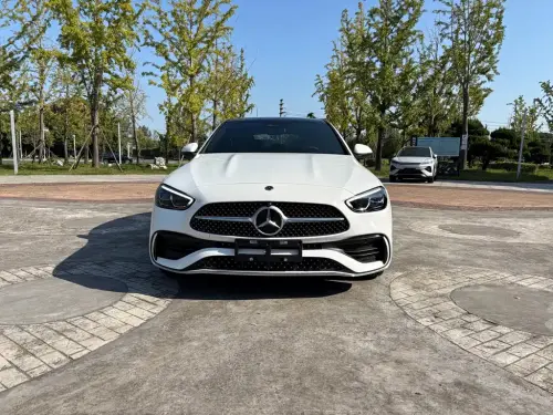 Mercedes-Benz C-Class, 2025