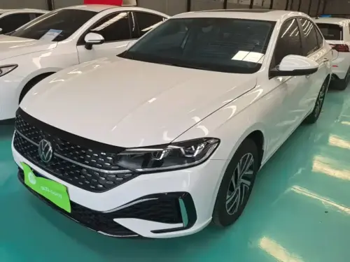 Volkswagen Lavida, 2025
