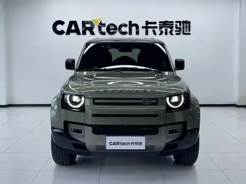 Land Rover Defender, 2023