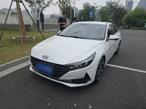 Hyundai Elantra, 2021