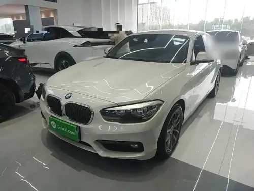 BMW 1-Series, 2020