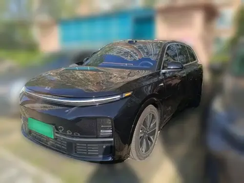 Li Auto L7, 2025