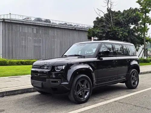 Land Rover Defender, 2026