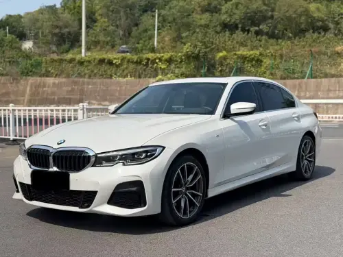 BMW 3-Series, 2021