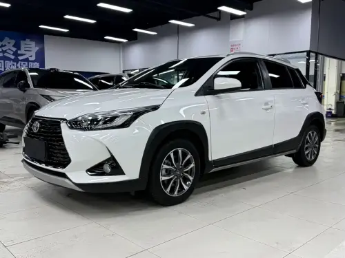 Toyota Yaris L, 2023