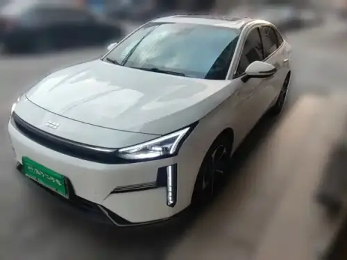 Geely Galaxy L6, 2024