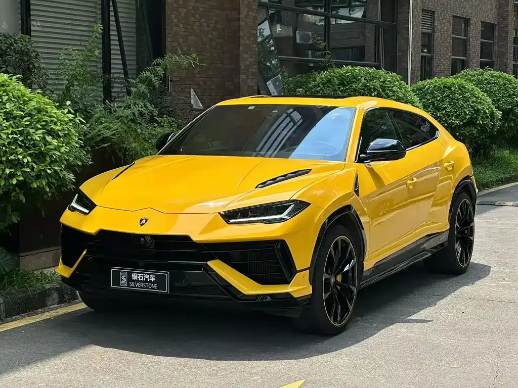 Lamborghini Urus, 2023