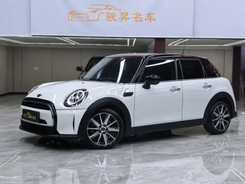 Mini MINI, 2023