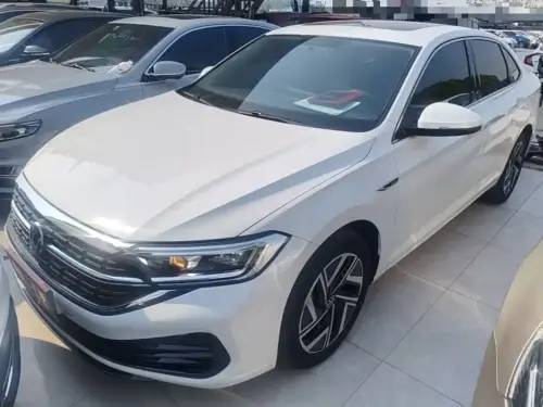 Volkswagen Sagitar, 2023