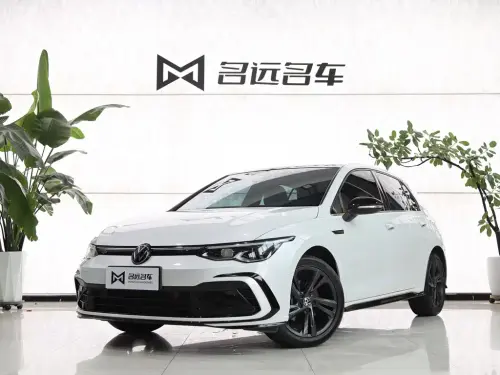 Volkswagen Golf, 2023