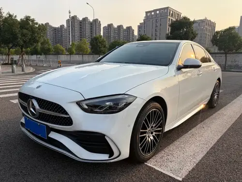 Mercedes-Benz C-Class, 2024