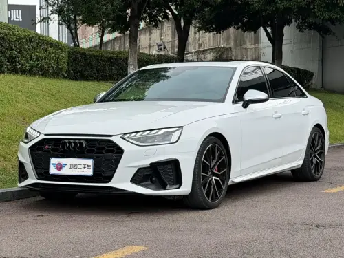 Audi S4, 2022