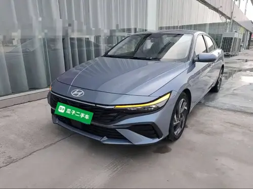 Hyundai Elantra, 2024