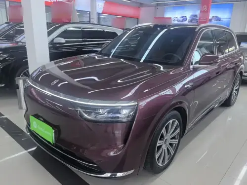 AITO M8, 2025