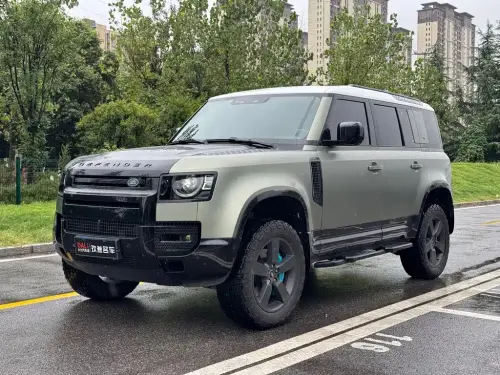 Land Rover Defender, 2021