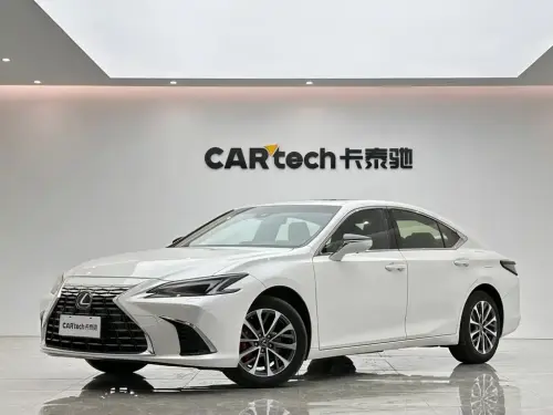 Lexus ES, 2025