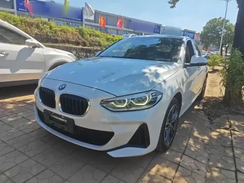 BMW 1-Series, 2022
