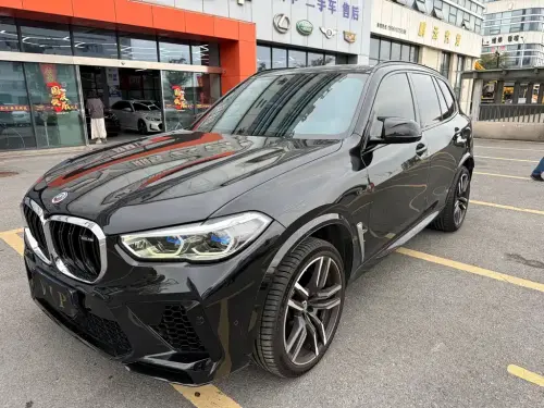 BMW X5M, 2021