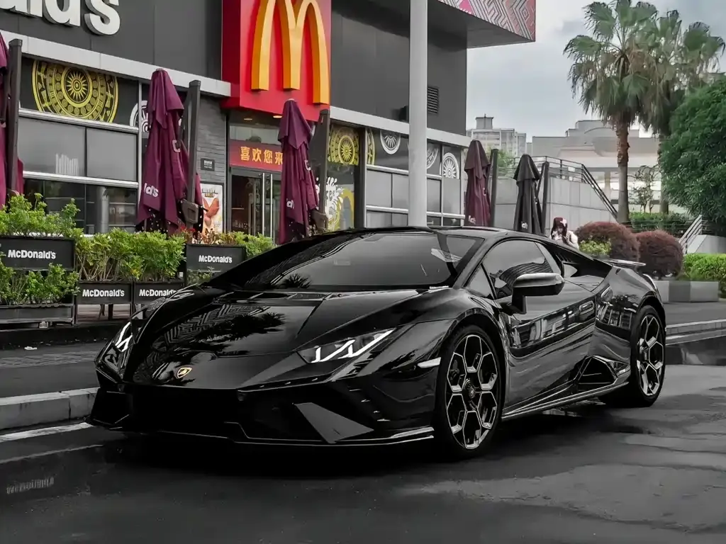Lamborghini Huracán, 2024