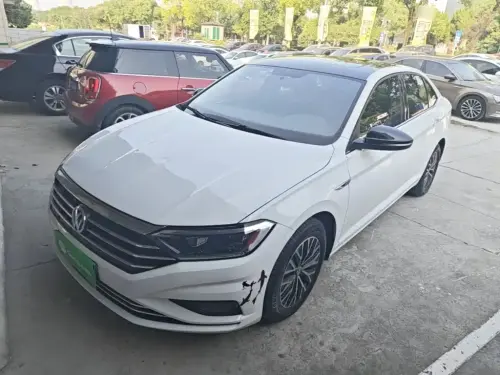 Volkswagen Sagitar, 2020