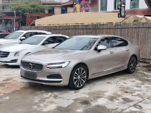 Volvo S90, 2022