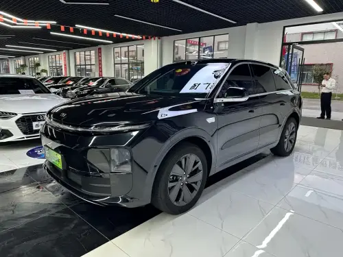 Li Auto L6, 2025