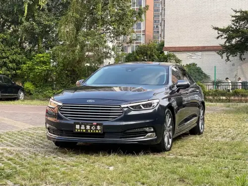 Ford Taurus, 2021