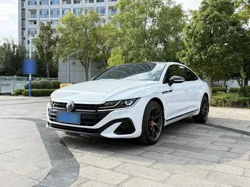 Volkswagen CC, 2023