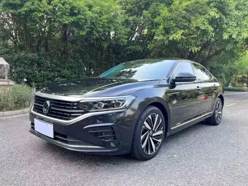 Volkswagen Passat, 2023