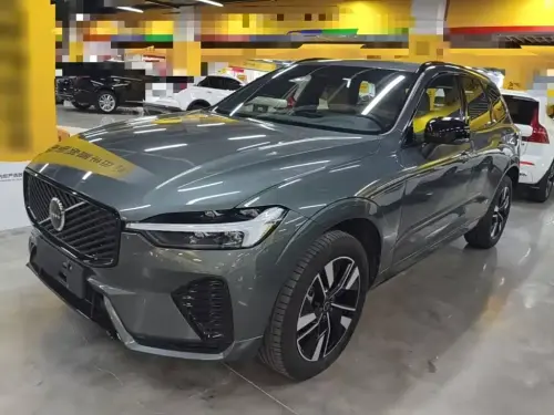 Volvo XC60, 2025