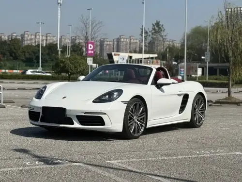 Porsche 718, 2025