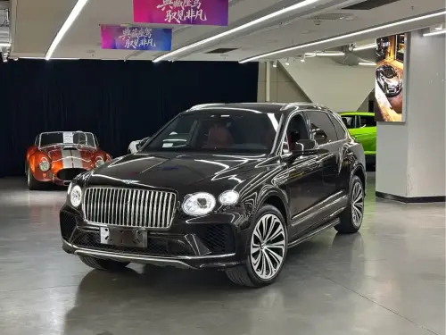 Bentley Bentayga, 2023