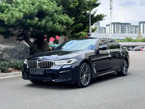 BMW 5-Series, 2023