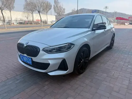 BMW 1-Series, 2021