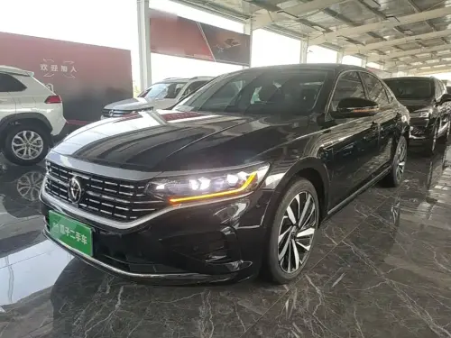 Volkswagen Passat, 2022