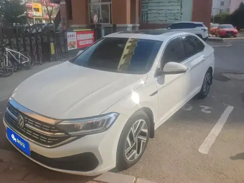 Volkswagen Sagitar, 2023