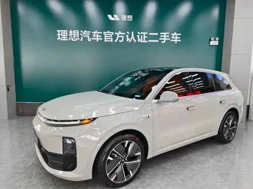 Li Auto L6, 2025