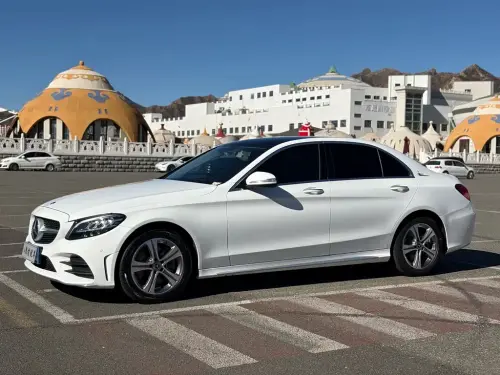 Mercedes-Benz C-Class, 2020