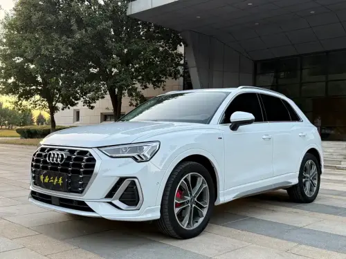 Audi Q3, 2022