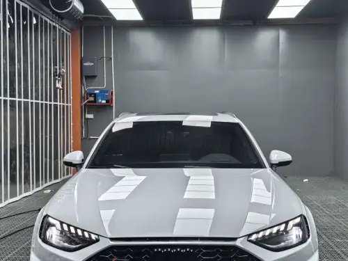 Audi RS4, 2021