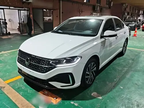 Volkswagen Lavida, 2025