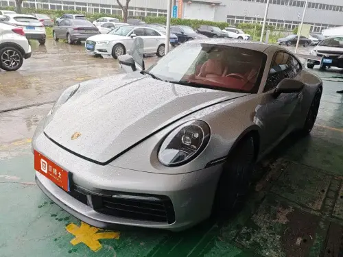 Porsche 911, 2023