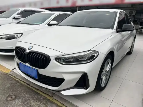 BMW 1-Series, 2021