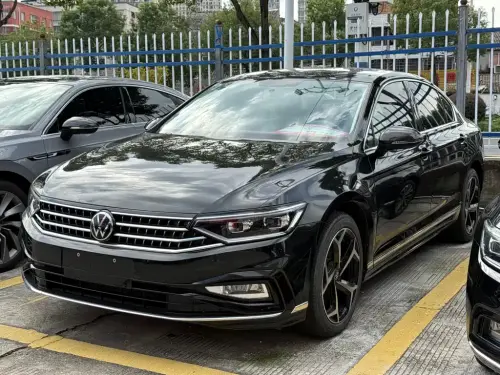 Volkswagen Magotan, 2025