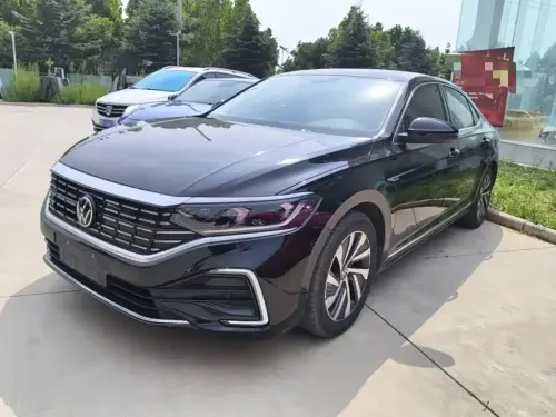 Volkswagen Passat, 2022