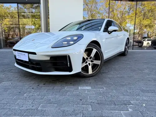 Porsche Panamera, 2024