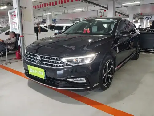Volkswagen Magotan, 2023