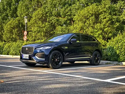 Jaguar F-PACE, 2021