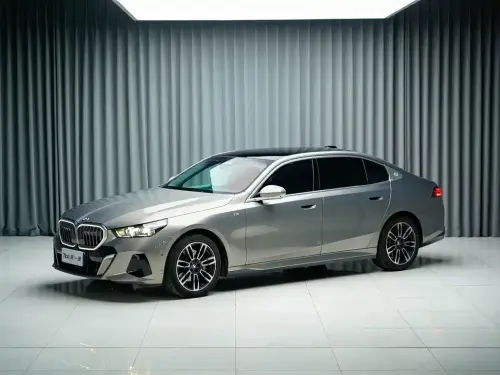 BMW 5-Series, 2024
