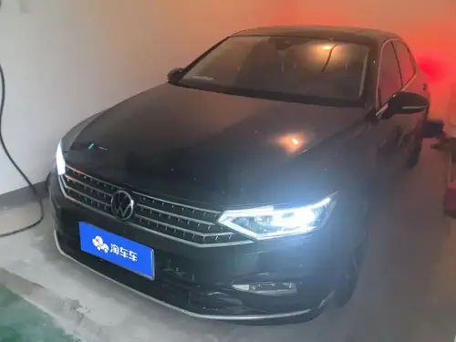 Volkswagen Magotan, 2025